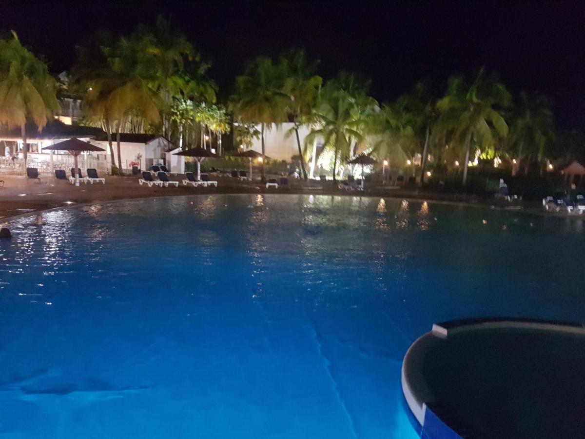 Caraibes Apparts-Resorts Sainte-Anne  Kültér fotó